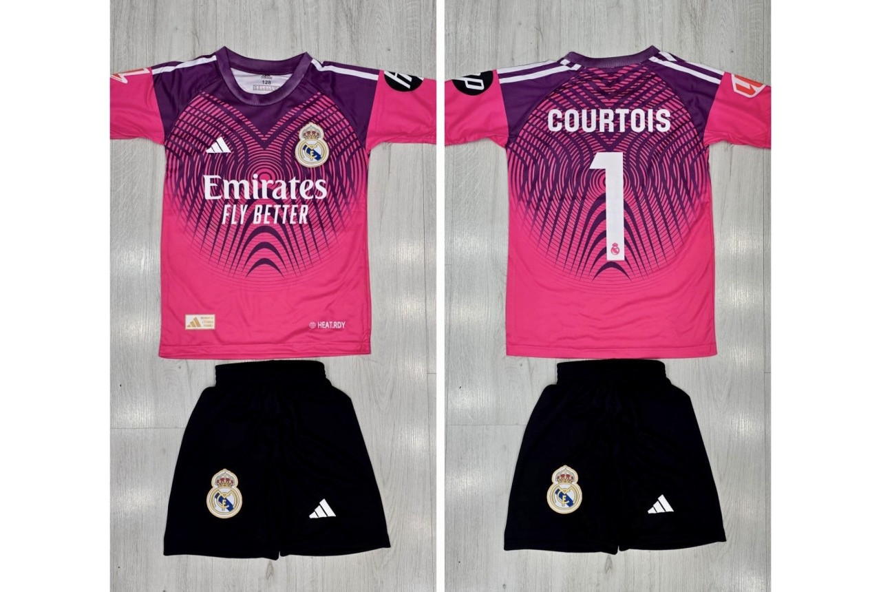 8357 Детски футболен комплект Real Madrid COURTOIS 1